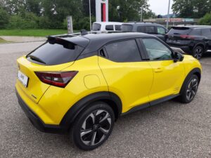 NISSAN JUKE 1.6 HYBRID 4 AMT TEKNA, Ansicht seitlich