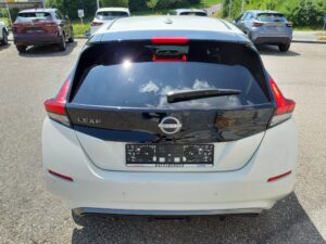 Nissan Leaf 39 kWh 150 PS N-Connecta, Ansicht Rückseite