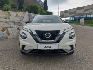 Nissan Juke 1.0 DIG-T Acenta Benziner, Ansicht von vorne