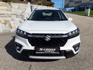 SUZUKI S-CROSS 1.4 DITC ALLGRIP HYBRID SHINE, Ansicht von vorne